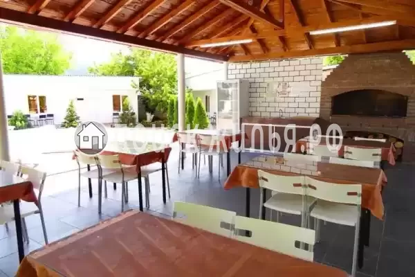 «Белая лебедь», Кабардинка