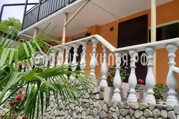 «Афина», Краснодарский край, Туапсе, Весенняя, д.14А «Афина», Краснодарский край, Туапсе, Весенняя, д.14А