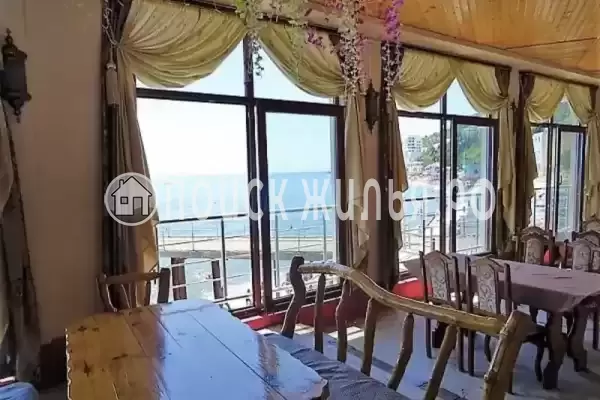 «Островок», Алушта