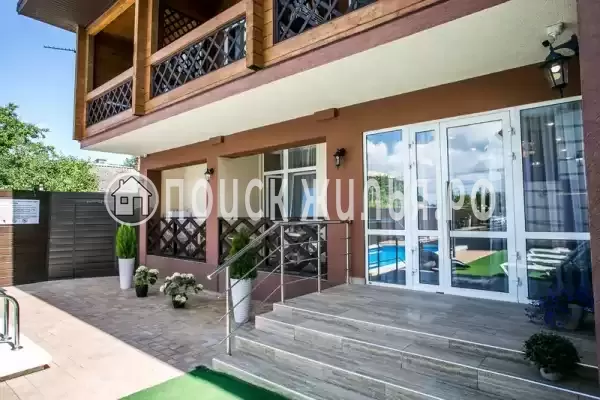 «Мико», Береговое