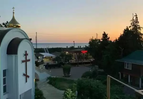 Частный сектор "Таунхаус Романтиков", Головинка, ул. Романтиков, д. 1/7