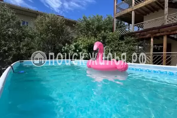 «Хоста», Кучугуры