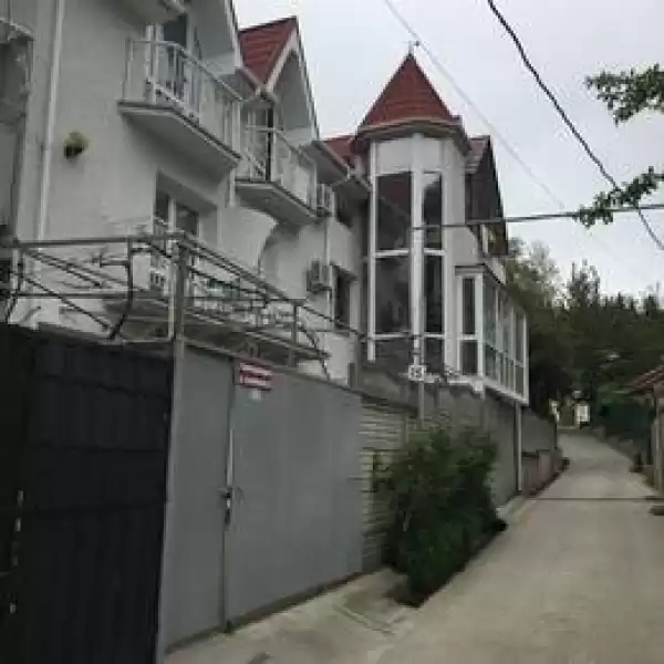 Гостиница «Наш дом»