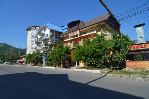 Частный сектор «Частный дом Ани-Верона»