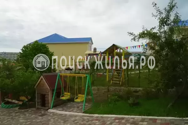 «Версаль», Лермонтово «Версаль», Лермонтово