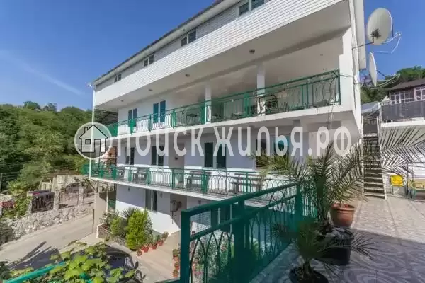 Гостевой дом «Гаро», Лоо