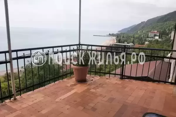 Гостиница «Дача художников», Гагра