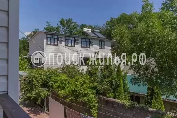 «На Мира 42», Криница