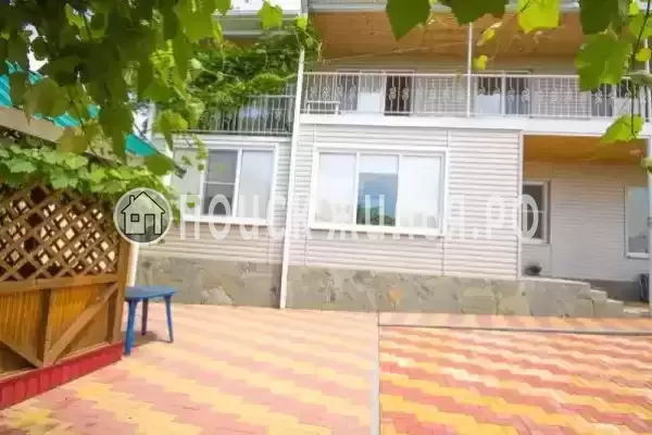 Частный сектор "Частный дом Любава", Криница, ул. Грушевая, д. 3