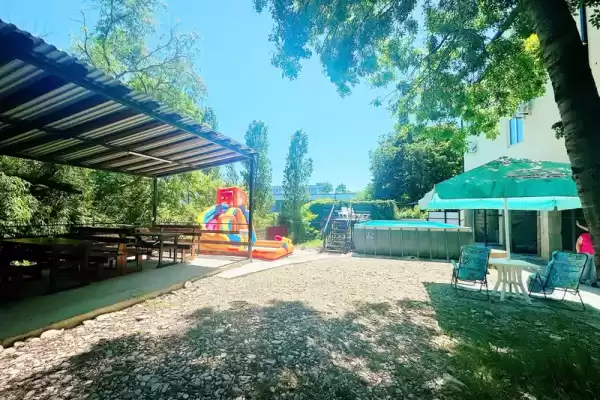 Гостевой дом «GardenTown»