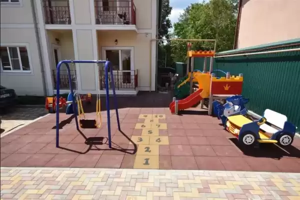 Отель «Капри»