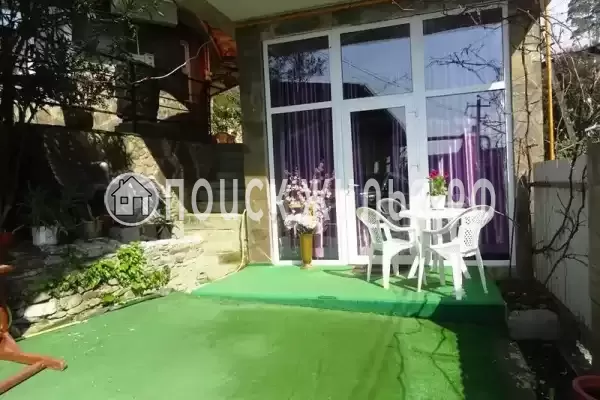 «Мила», Лоо