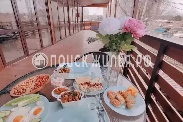 «Алая роза», Джемете «Алая роза», Джемете