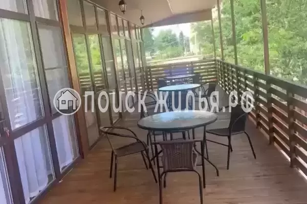 «Алая роза», Джемете «Алая роза», Джемете