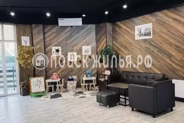 «Gill Grad», Небуг «Gill Grad», Небуг