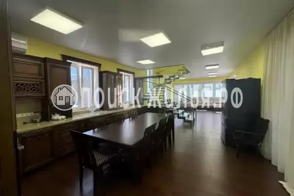 Частный сектор «Дом с бассейном», Севастополь Частный сектор «Дом с бассейном», Севастополь