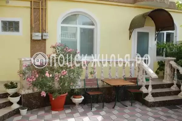 Гостевой дом «Золотой линкор», Евпатория