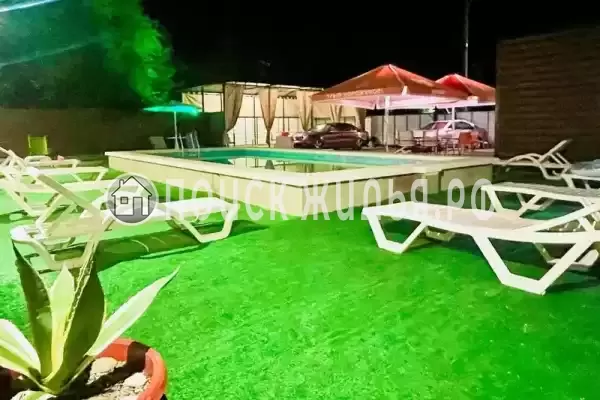 «Mark Inn», Солоники «Mark Inn», Солоники