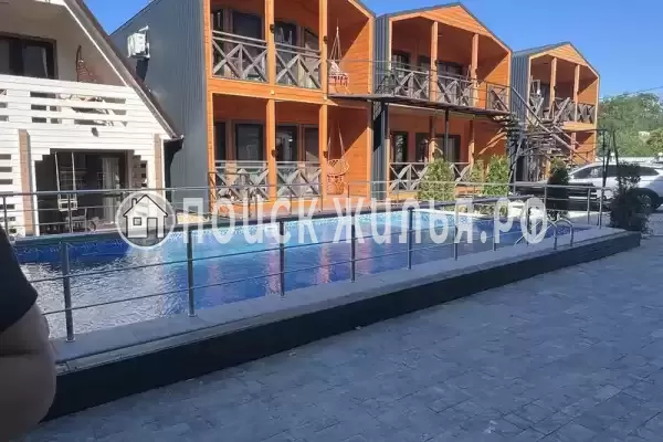 «250 метров от моря», Лермонтово