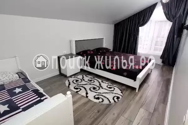 Дом под ключ «На набережной», Небуг