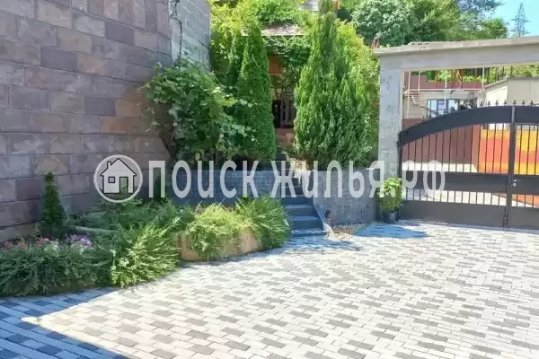 Частный сектор «Гостиный дом Семейный», Лоо