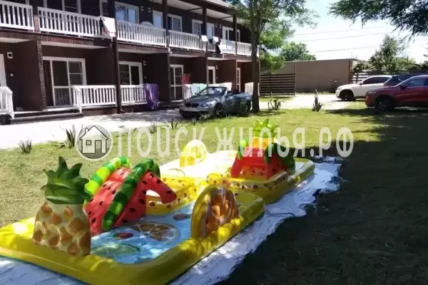 Отель «Lion», Пицунда