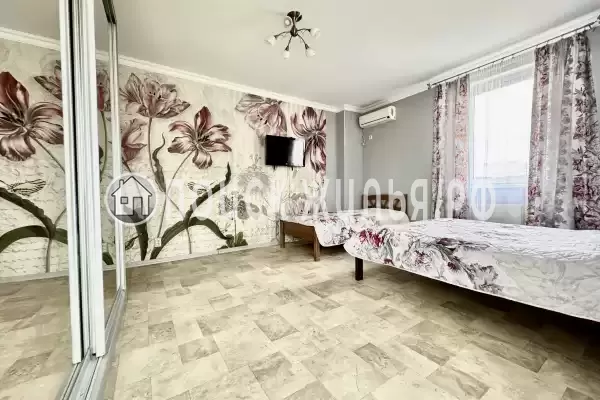 Квартира «3х комнатная 120кв.м», Севастополь