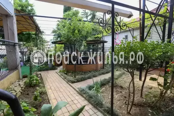 Гостиница «Серебряный двор», Гагра