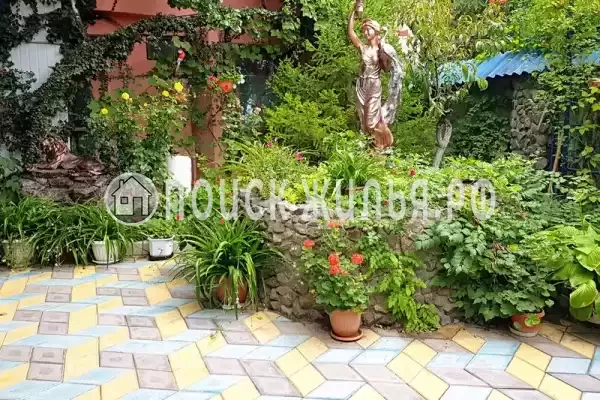 «Galina», Саки