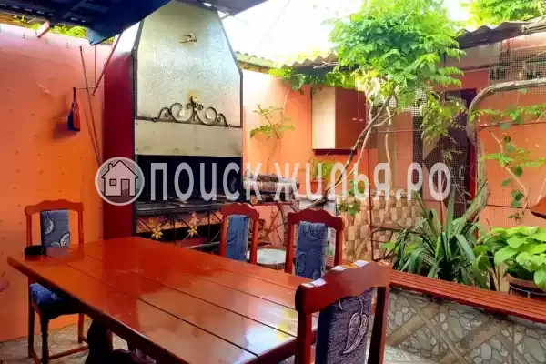 «Galina», Саки