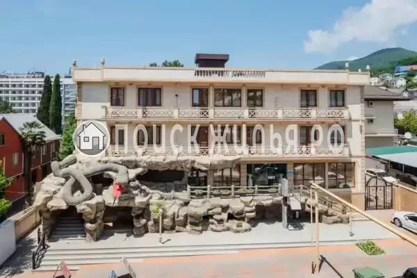 Отель «Дельфин», Лазаревское