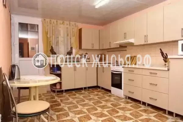 «Парус», Алушта