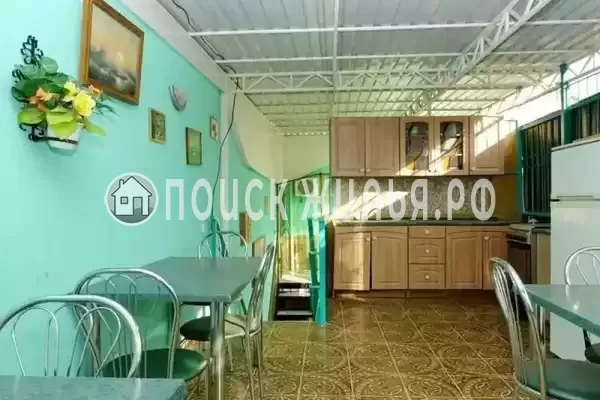 «Парус», Алушта