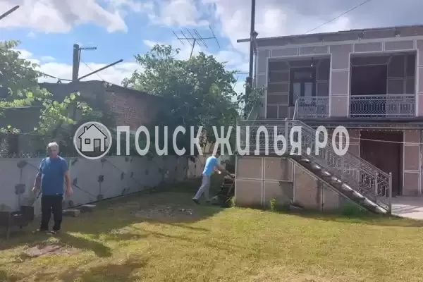 Частный сектор «Коттедж в центре Гудауты», Гудаута