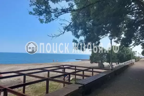 Частный сектор «Коттедж в центре Гудауты», Гудаута