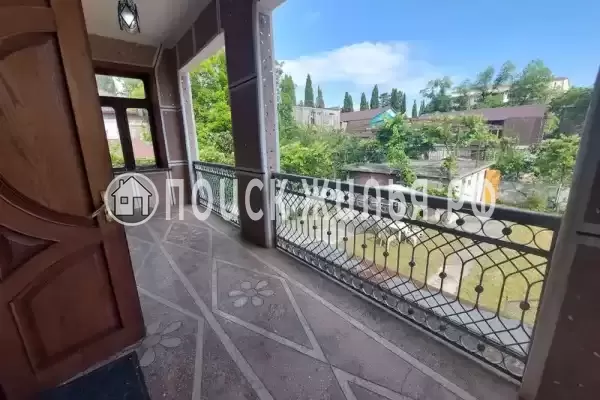 Частный сектор «Коттедж в центре Гудауты», Гудаута