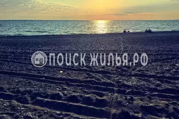 Частный сектор «Коттедж под ключ Friends», Пицунда