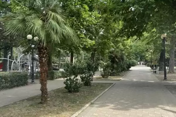 Квартира «В центре с видом на сквер» Квартира «В центре с видом на сквер»