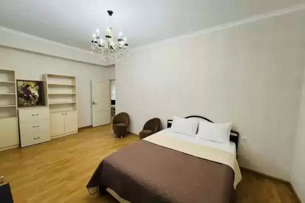 Квартира «С садом и балконом» Квартира «С садом и балконом»