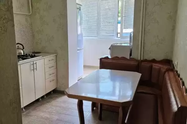 Квартира «В небуге» Квартира «В небуге»