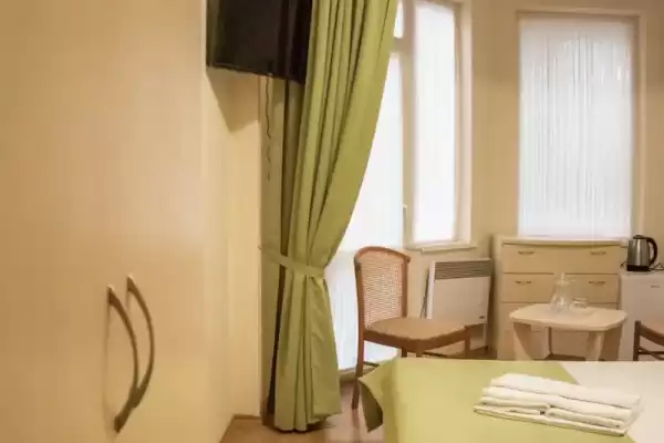 Гостиница «Роялта» Гостиница «Роялта»