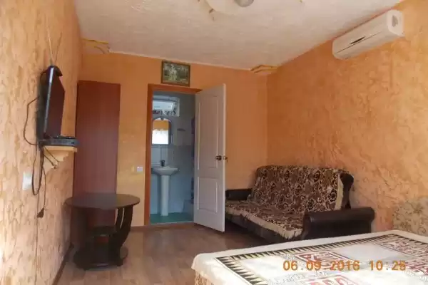 Частный сектор, ул.Лучистая, д.15 Частный сектор, ул.Лучистая, д.15