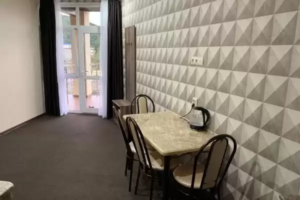 Гостиница «Summer House» Гостиница «Summer House»