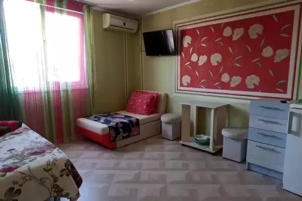 Гостевой дом, ул.Зерновская, д.13 Гостевой дом, ул.Зерновская, д.13