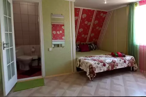 Гостевой дом, ул.Зерновская, д.13 Гостевой дом, ул.Зерновская, д.13