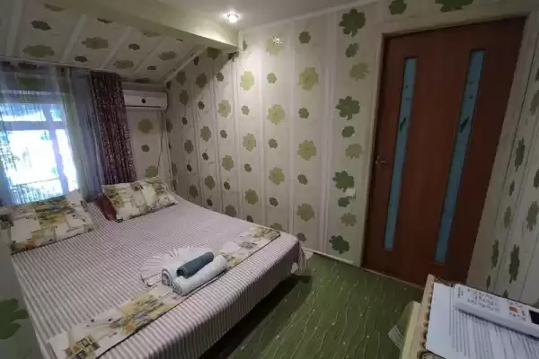 Гостевой дом, ул.Зерновская, д.13 Гостевой дом, ул.Зерновская, д.13