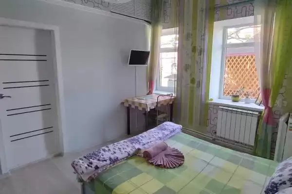 Гостевой дом, ул.Зерновская, д.13 Гостевой дом, ул.Зерновская, д.13