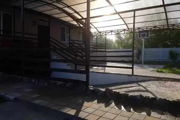 Частный сектор «Дом под ключ с бассейном» Частный сектор «Дом под ключ с бассейном»
