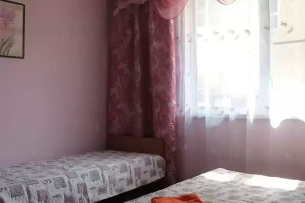 Частный сектор «Дом Персона с кухней в номерах» Частный сектор «Дом Персона с кухней в номерах»