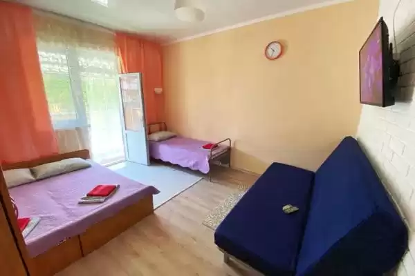 Частный сектор «Дом Персона с кухней в номерах» Частный сектор «Дом Персона с кухней в номерах»